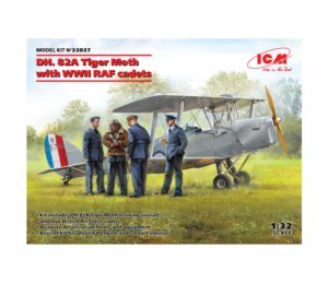ICM 32037 1/32 DH. 82A Tiger Moth with WWII RAF cadets