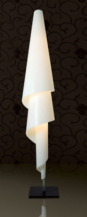 MT2044 ROCKET WHITE FLOOR LAMP A5 | Homelighting | 77-1150