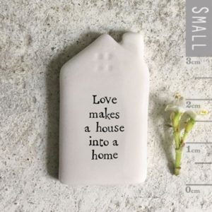 ΒΟΤΣΑΛΟ ΣΠΙΤΙ 3,8ΕΚ. - LOVE MAKES A HOUSE