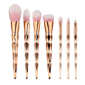 7 Πινέλα Μακιγιάζ με Λαβή σε Σχήμα Διαμαντιού Beautyware Ροζ Χρυσό