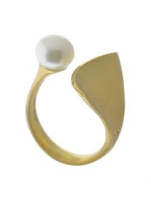Χειροποίητο δαχτυλίδι από επιχρυσωμένο ασήμι με μαργαριτάρι