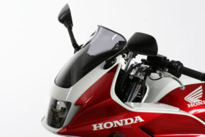 Ζελατίνα MRA με σήκωμα στο τελείωμα για S Honda CB 1300 S/ST (SUPER BOL DOR) -2013 ελαφρύ φιμέ