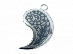 ''Yin'' pendant
