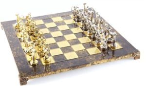 ​Χειροποίητο μεταλλικό σετ σκακιού με τους άθλους του Ηρακλή S5