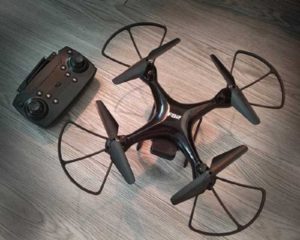 Πτυσσόμενο drone με κάμερα