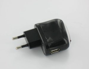 USB AC Charger 1A Black with White