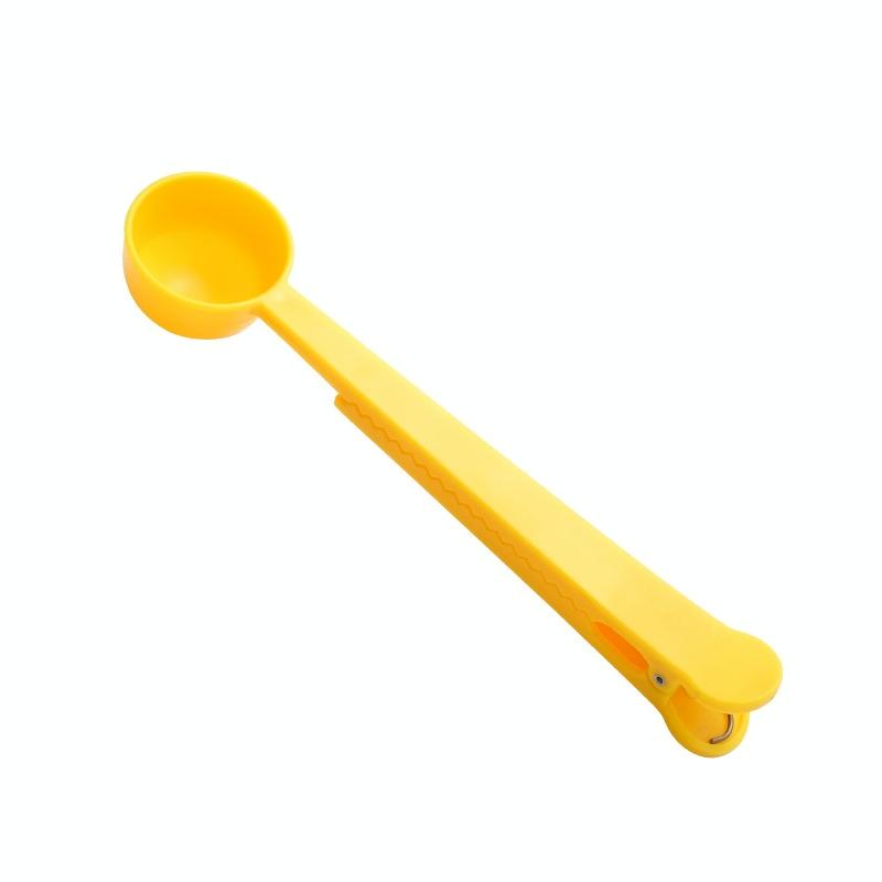 10 PCS Kitchen Plastic Multifunctional Measuring Spoon Sealing Clip(Yellow) (OEM)