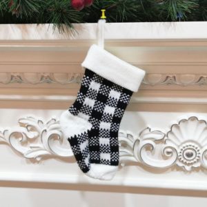Knitted Christmas Stocking Decoration Pendant Child Acrylic Candy Gift Bag(White) (OEM)