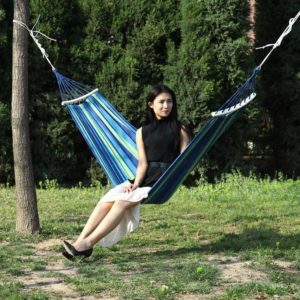 Outdoor Rollover-resistant Single Person Canvas Hammock Portable Beach Swing Bed with Wooden Sticks, Size: 185 x 80cm(Blue) (OEM)