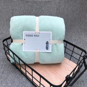 Cut Edge Towel Bath Towel Wavy Edge High Density Coral Fleece Super Absorbent Quick-drying, Size:70 ×140 cm(Green) (OEM)
