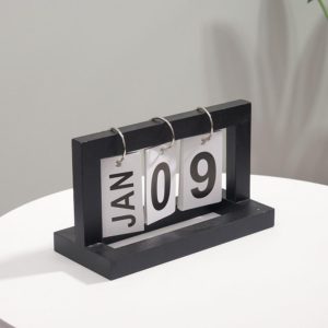 Wooden Flipping Calendar Simple Home Desktop Small Ornaments Study Desk Calendar(Black) (OEM)