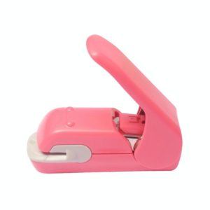 KOKUYO Creative Student Stationery Environmental Friendly Needle Embossed Stapler(Pink) (OEM)