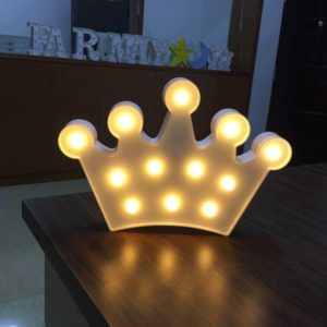 Creative Crown Shape Warm White LED Decoration Light, 2 x AA Batteries Powered Party Festival Table Wedding Lamp Night Light (White) (OEM)