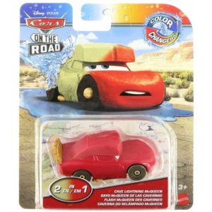 Mattel Disney Cars On the Road: Color Changers - Cave Lightning McQueen Vehicle (HMD67).
